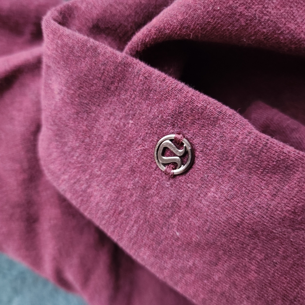 Lululemon Burgundy Scarf